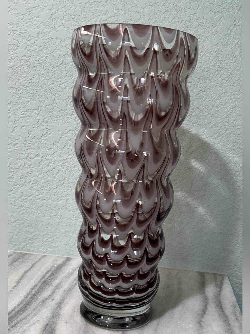 Vintage Royal Gallery Purple & White Swirl Glass Vase - Sculpted Wave Design